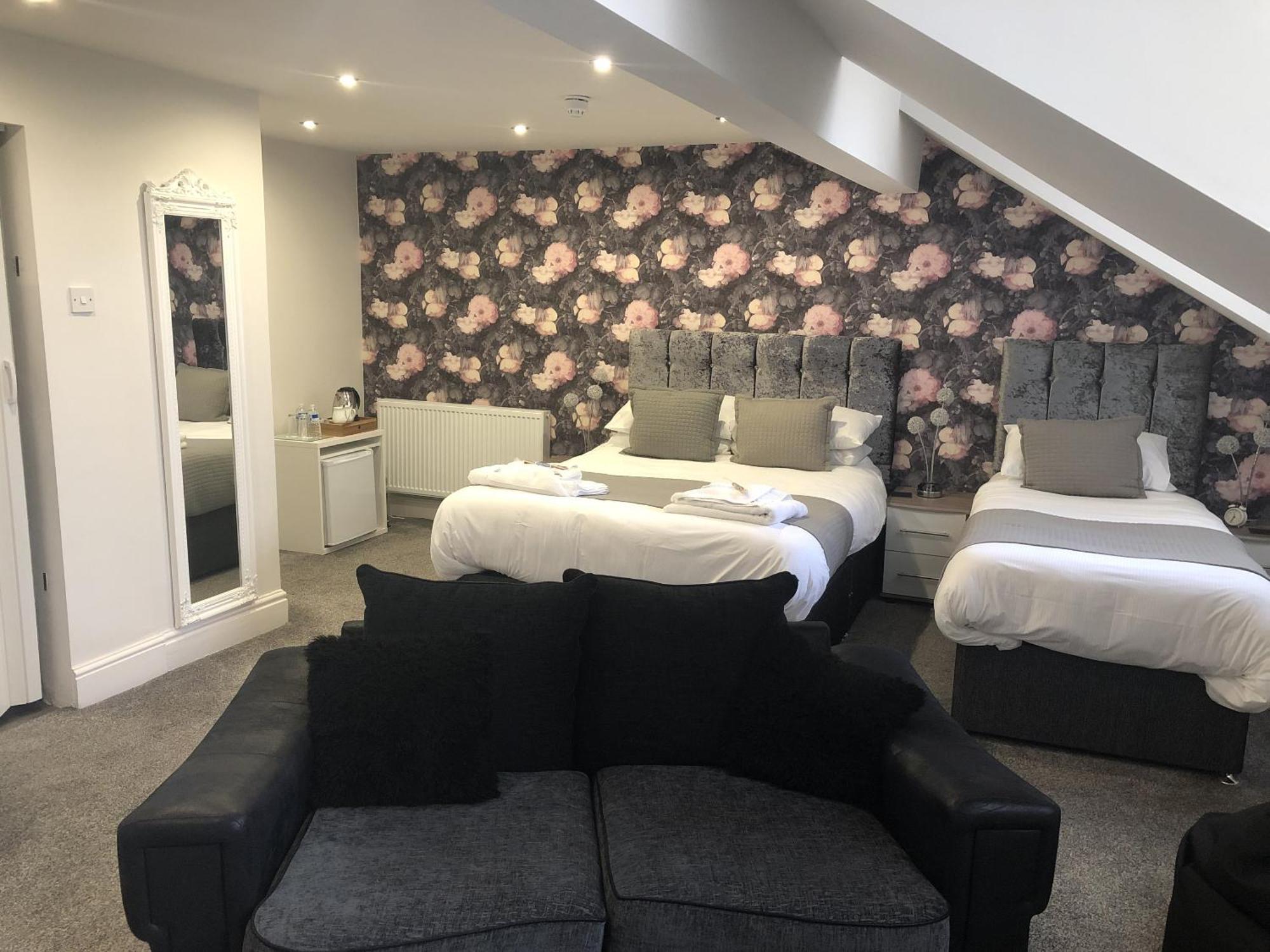 Fox Lodge — Photos 1